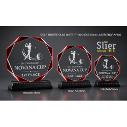 Karina glas golftrofee